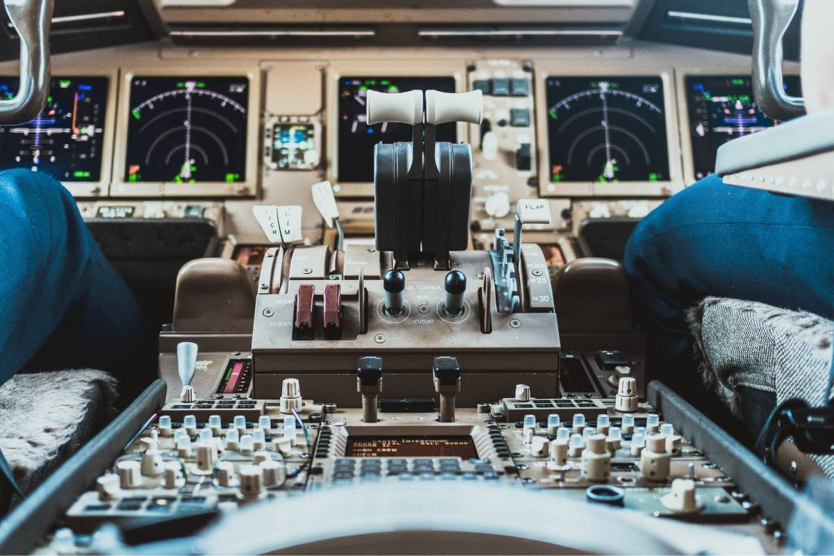airline pilot uses checklist to double-check important tasks